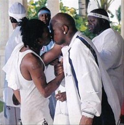 Lil Wayne Baby Kiss. Lil Wayne Kissing Drake.